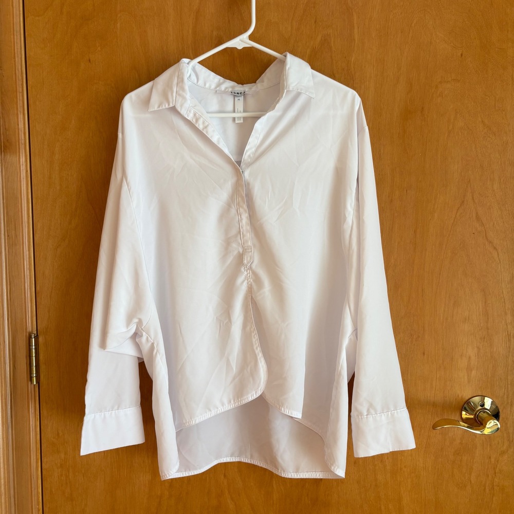 LoRCa White Button Down Shirt Long Sleeve Collared Side Slits Size M